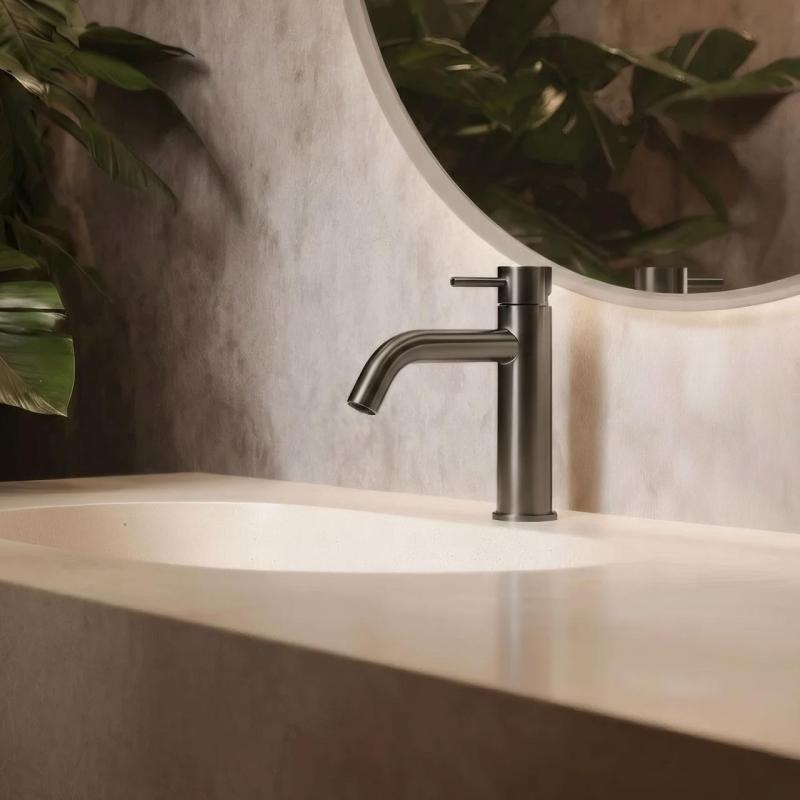 Waterrevolution Flow фонтанен кран PVD в цвят пушечно метало T1101AGME