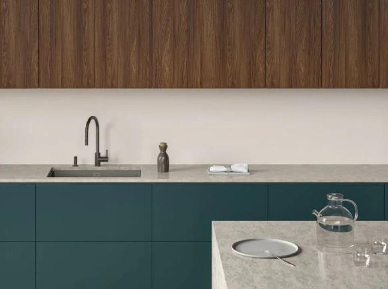 Franke Eos Neo Кухненски смесител с издърпваща се душ глава, pvd gun metal 115.0628.256