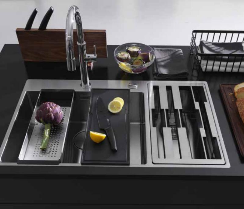 Franke Box Center BWX220-54-27 Иноксова мивка вляво с дъска за рязане, комплект ножове и метална кошница 86x51cm 127.0587.643