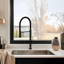 Quadri Brighton Кухненски смесител матово черно с гъвкав чучур в черно 1208956103