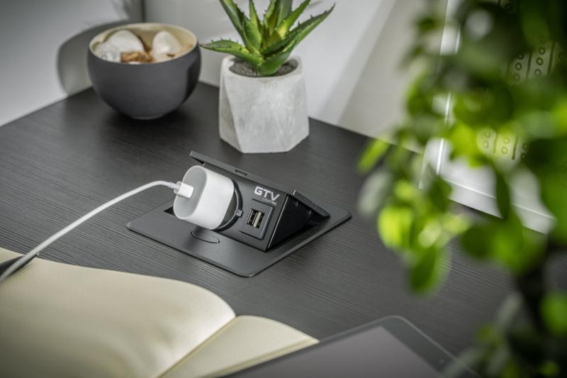 AVARO издърпваща се контактна вилка 1208958672