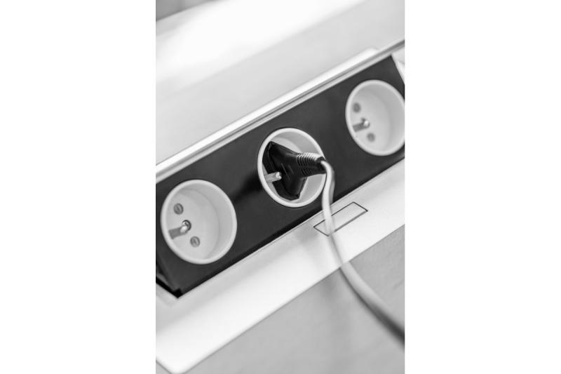 Правоъгълна вградена контактна втулка 1208958681