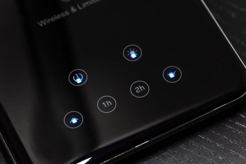 Decor На български: Настолна лампа Tritton 6W 340lm AC220-240V 4-CCT Безжично зареждане USB PF>0 5 RA>80 черна 1208962518