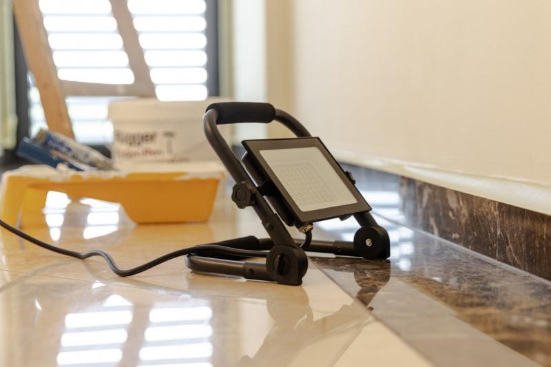 НЕЛИ Преносим Прожектор, LED, 30W, 2700lm, 6400K, AC220-240V, IP65, 1.5m кабел