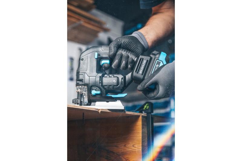 HÖGERT акумулаторен прободен трион, 18V, дръжка против вибрации - без батерия