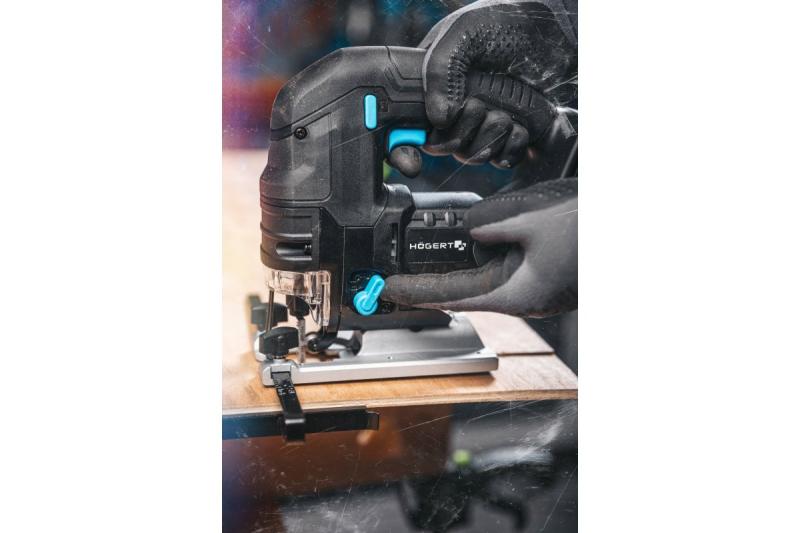 HÖGERT акумулаторен прободен трион, 18V, дръжка против вибрации - без батерия