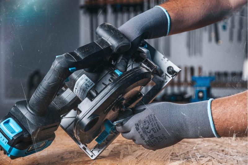 HÖGERT акумулаторен циркуляр, 18V, без батерия, с възможност за свързване към прахосмукачка