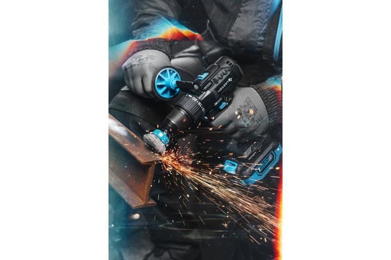 HÖGERT Brushless акумулаторен комплект отвертки, 18V, с държач за битове, битмагазин, зарядно устройство и батерия.