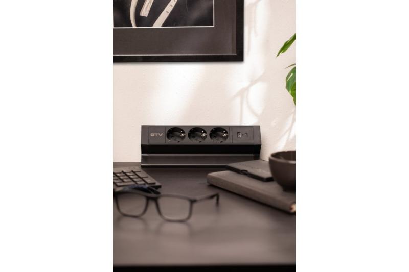 Мебелен контакт BASCO, 3xSHUKO, USB A+C, кабел 1.5 м, черен