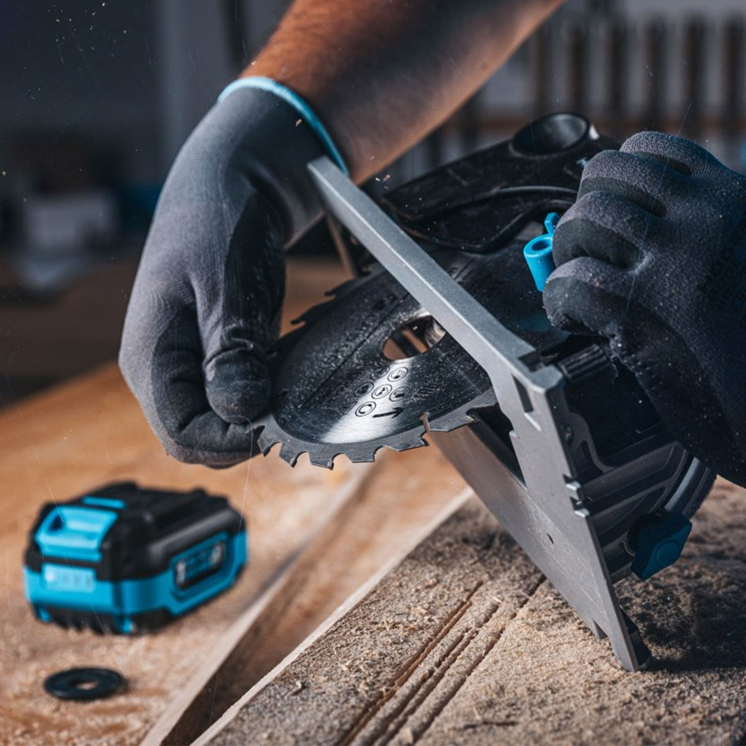 Как да предотвратим изтощаването на острието на циркулярни триони: Удължете живота на вашите електроинструменти като професионалист